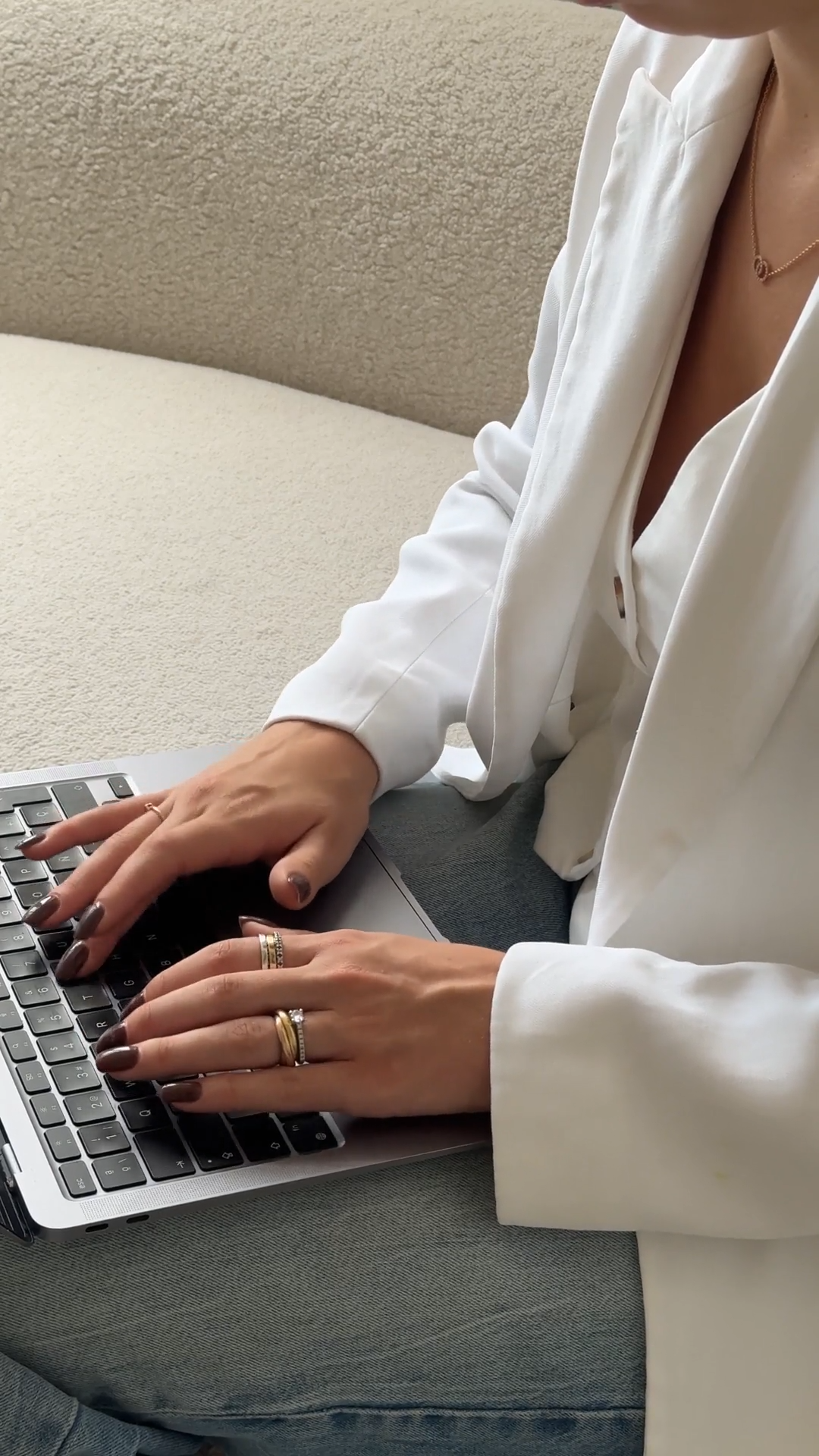 The Modern Workday Wardrobe: Dressing for Comfort, Confidence and Flexibility